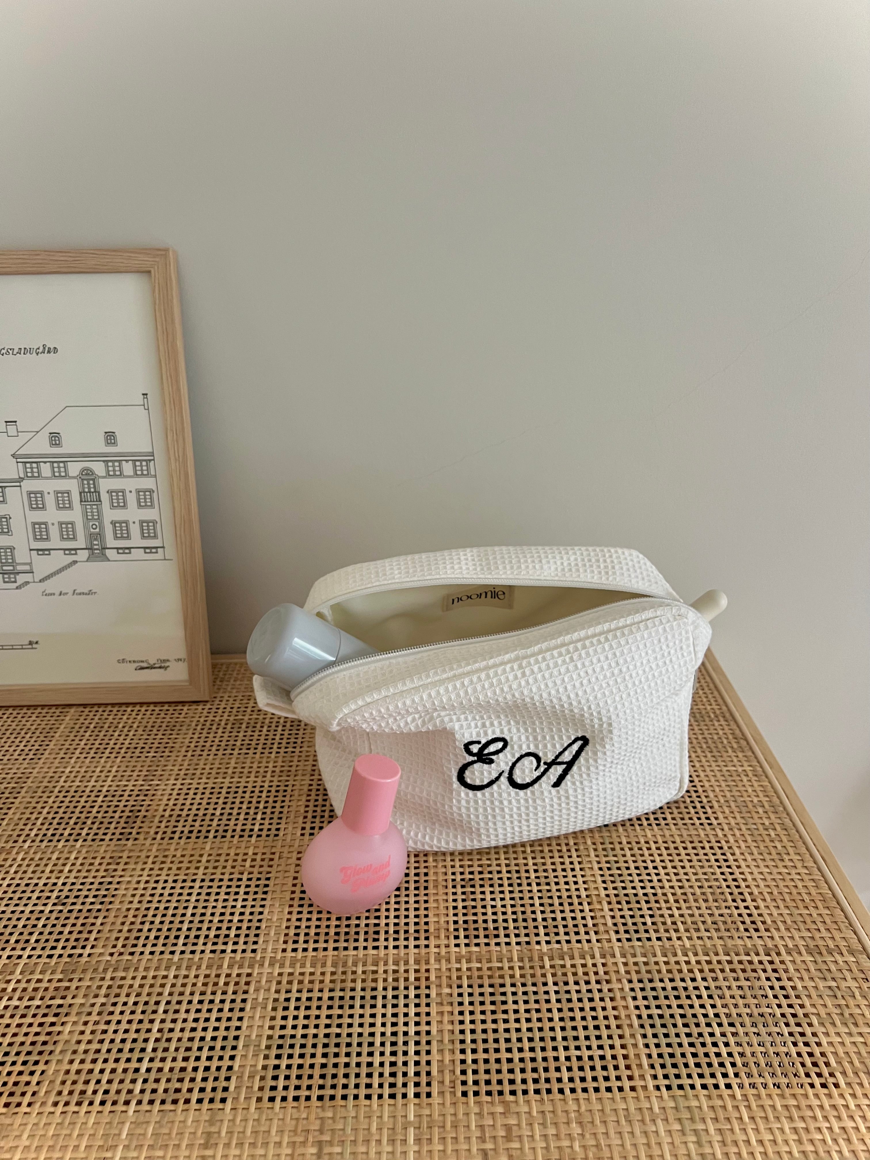 personlig necessär med produkter i